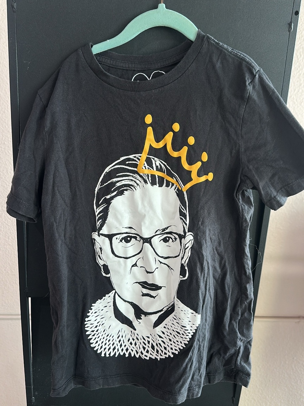 Girls Ruth Bader Ginsberg Sz L t shirt